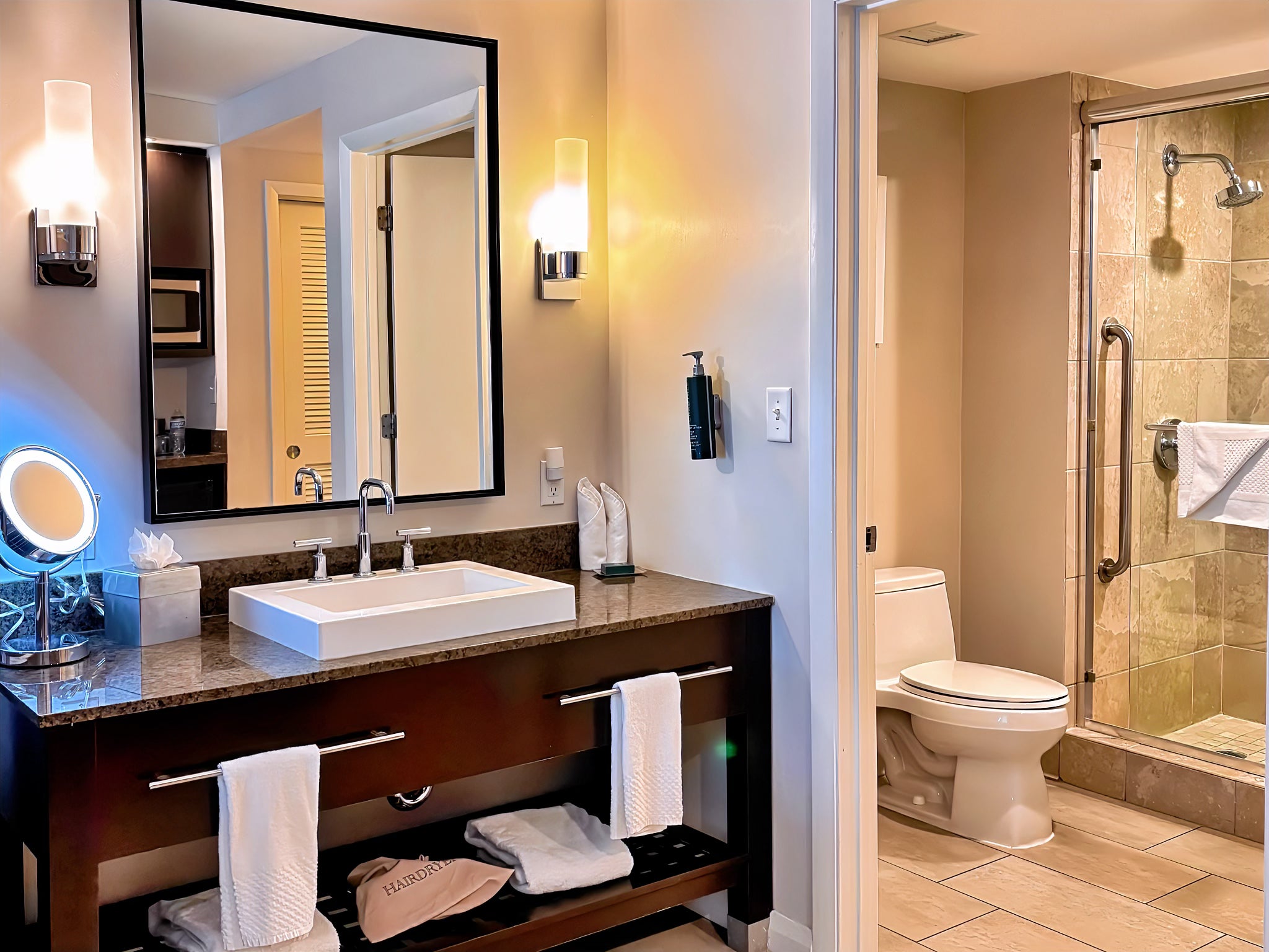 DoubleTree by Hilton - Conference Hotel Block