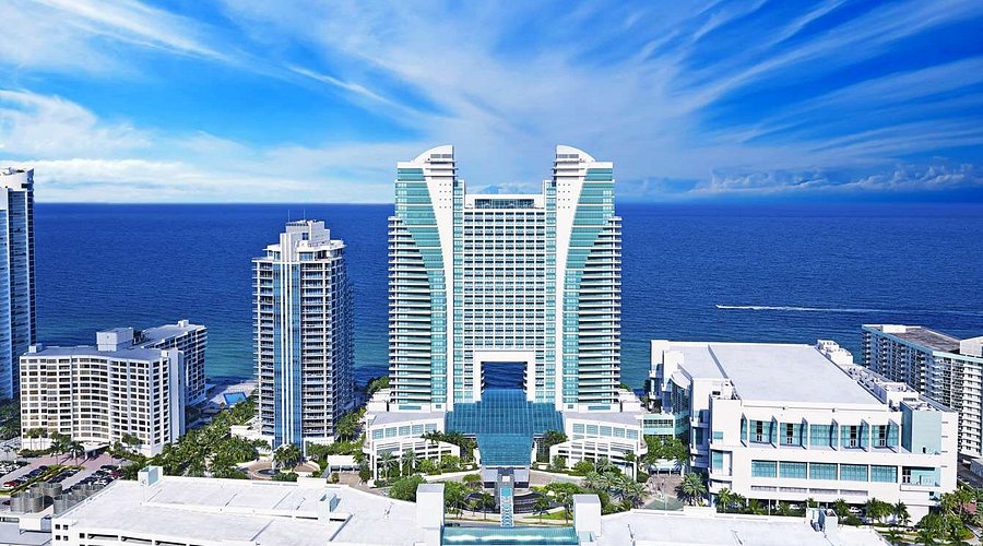 Diplomat Hotel & Beach Resort – Conference Block